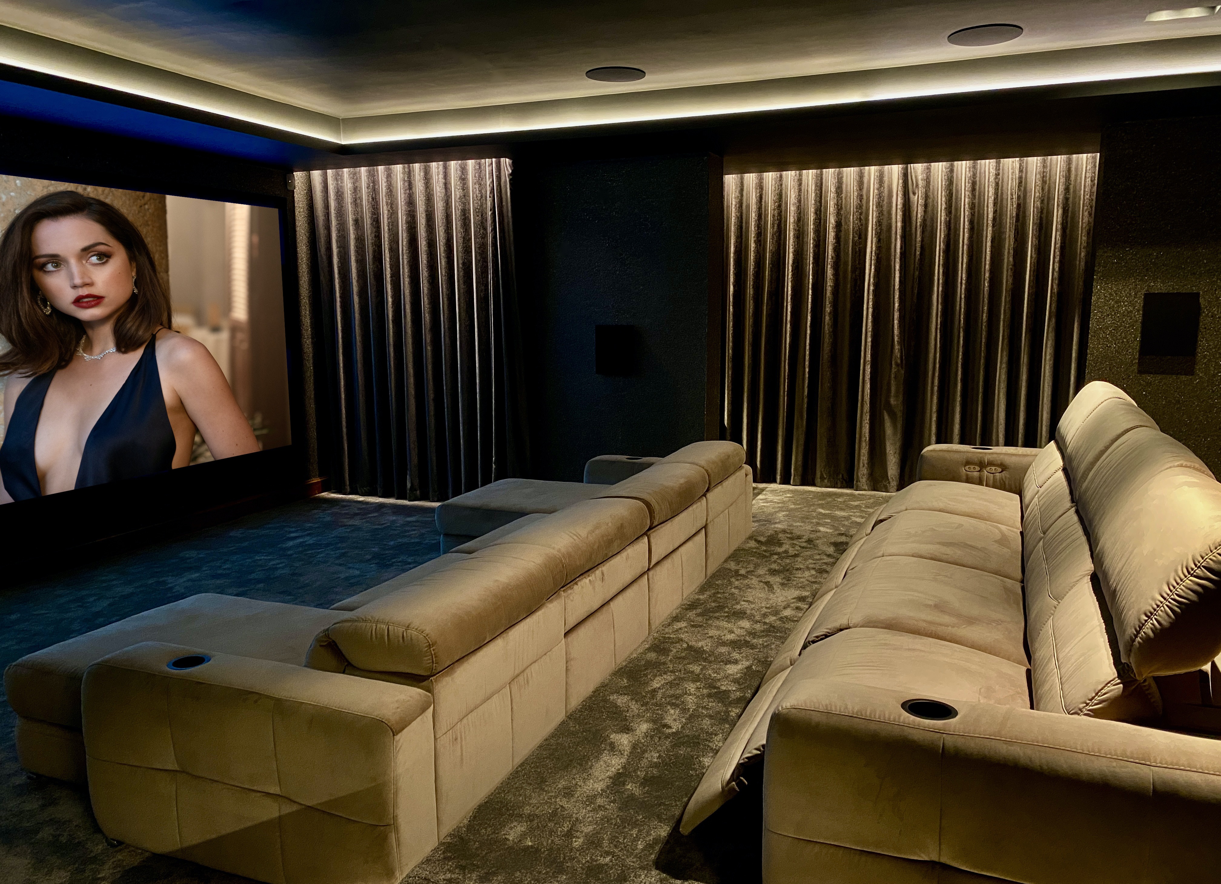 Premium Home
Cinema
